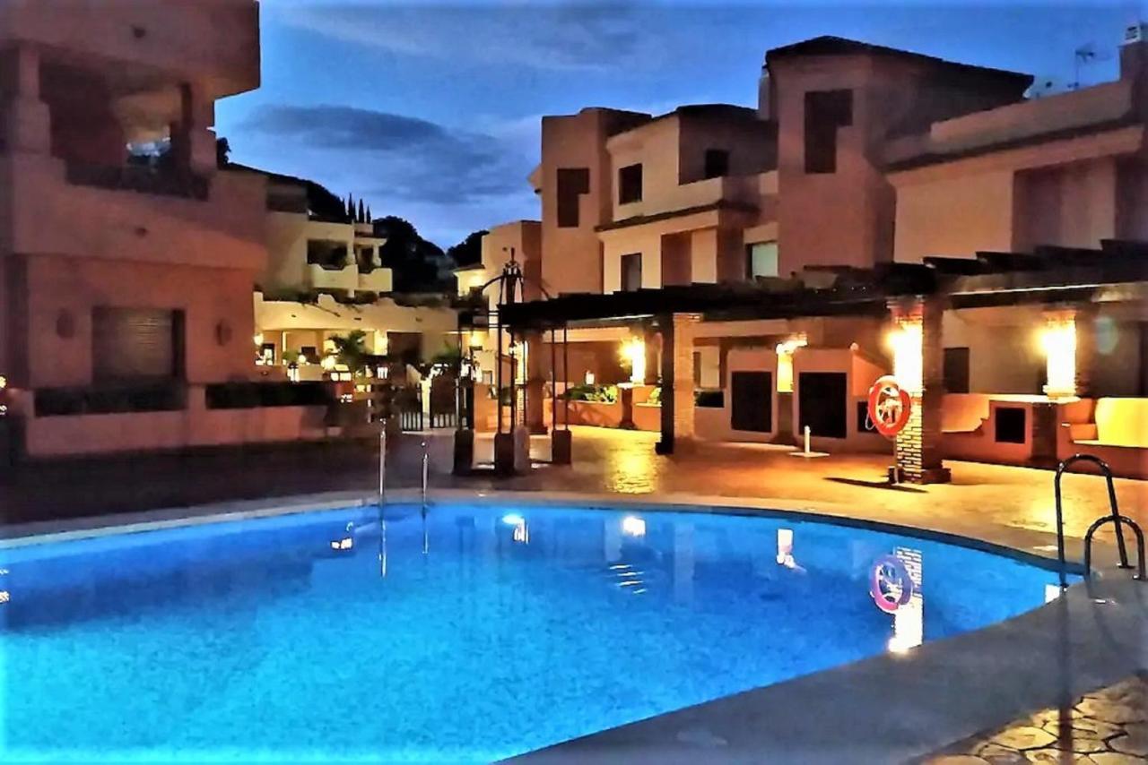 Elegant 2Br Apartment Puerto Banus Marbella Just 12 Minutes Away By G00Giemaps Эстепона Экстерьер фото